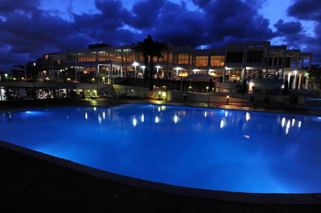 Absolute Beachfront Opal Cove Resort Korora المظهر الخارجي الصورة