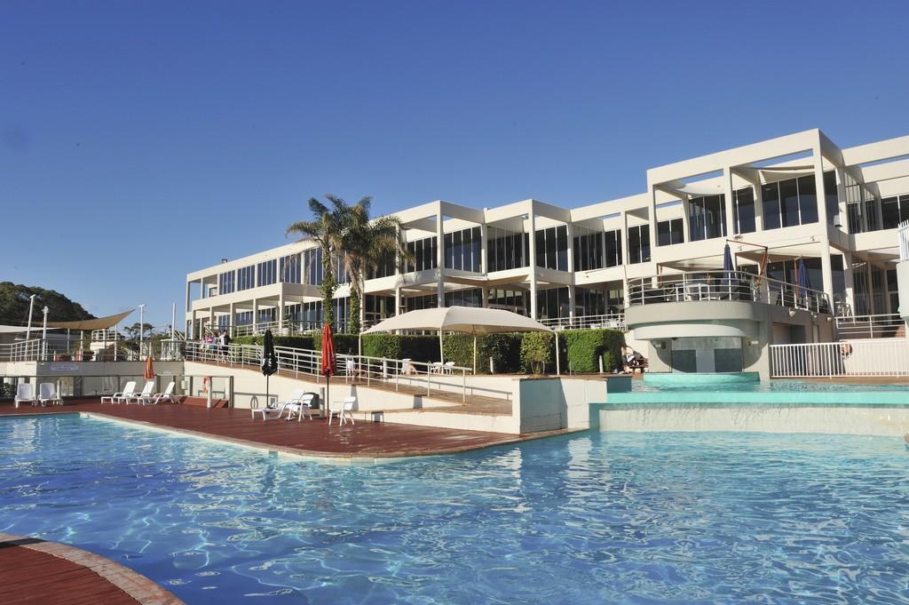Absolute Beachfront Opal Cove Resort Korora المظهر الخارجي الصورة